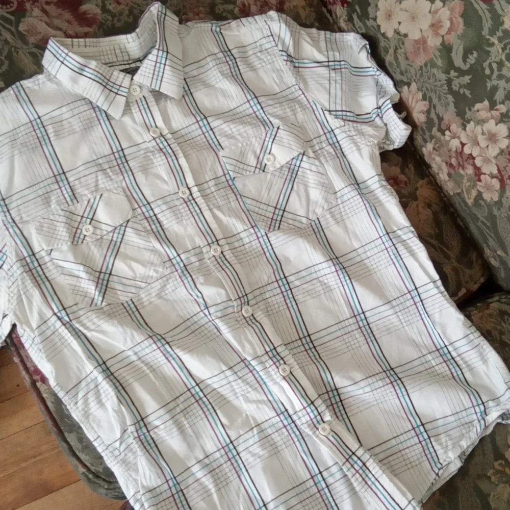 Shout House Men's Button Down Shirt - Picture 1 of 2